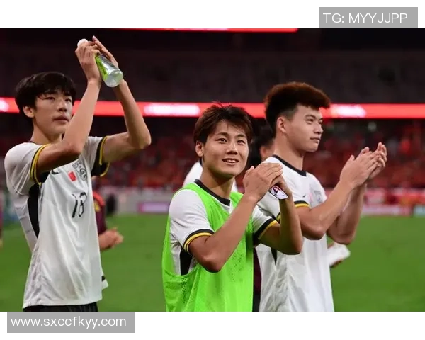 赛后分析:北京足球队与上海足球队在速度对抗中的表现与战术探讨 赛后分析:北京足球队与上海足球队在速度对抗中的表现与战术探讨