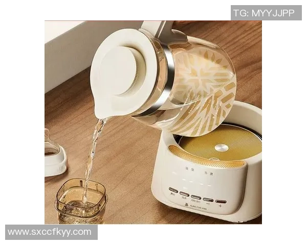 足球明星必备保温水壶助你畅享运动时刻提升饮水体验 足球明星必备保温水壶助你畅享运动时刻提升饮水体验